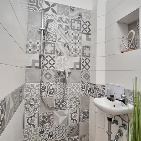Finnem Florenc Apartament