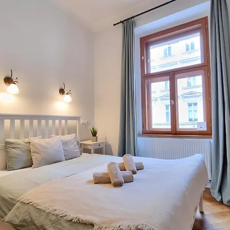 Apartament Finnem Florenc *