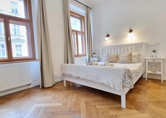 Finnem Florenc Apartman