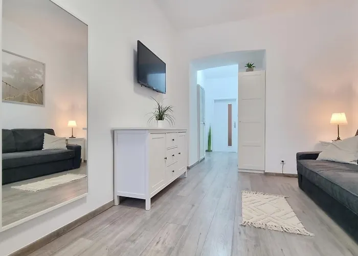 Finnem Florenc Apartman *